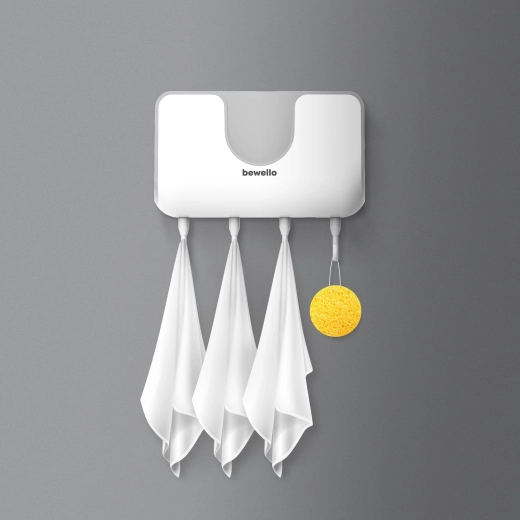 Four movable hooks