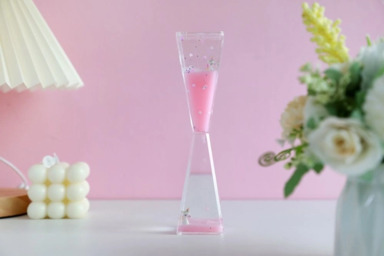 Mirdzošs dekors jebkuram interjeram