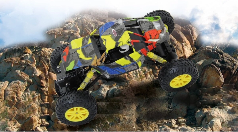 4x4 piedziņa un divi motori īstam reljefam