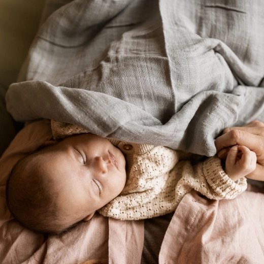 Breathable muslin with thermoregulation
