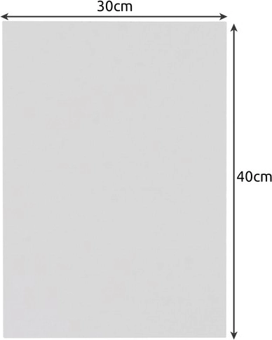 Praktisks 30 × 40 cm formāts ceļošanai un skolai