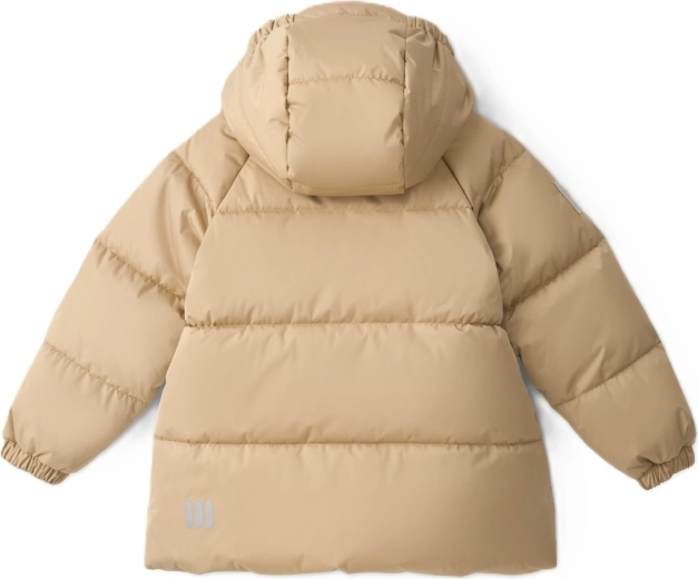 Protection from wind and moisture
