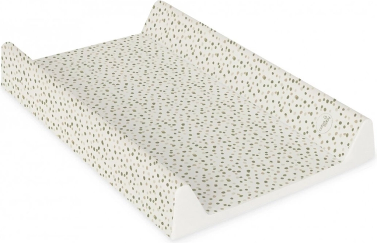 Comfortable changing with raised edges