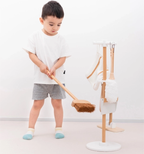Cleaning as a fun game
