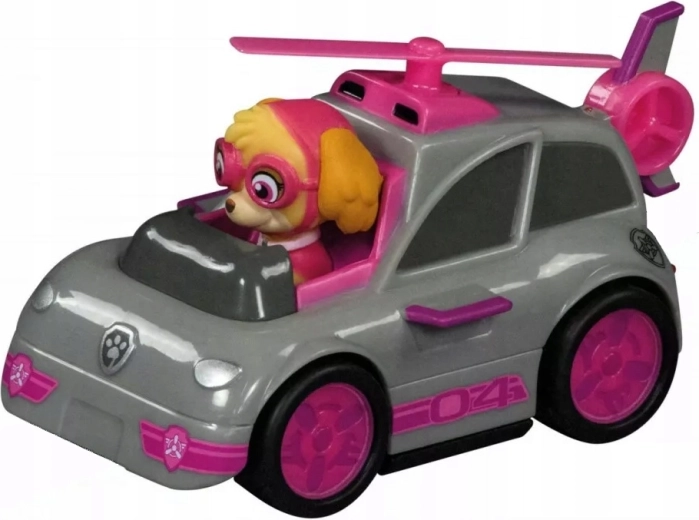 Varoņi Chase un Skye darbībā