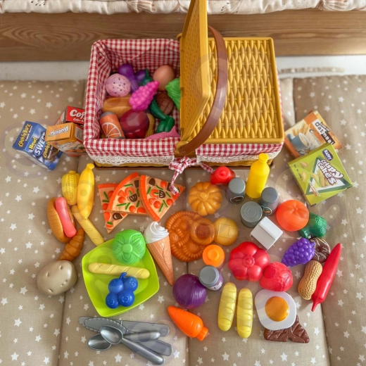 103 pieces for varied play