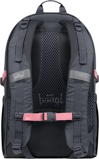 Ergonomic back and all-day wearing comfort