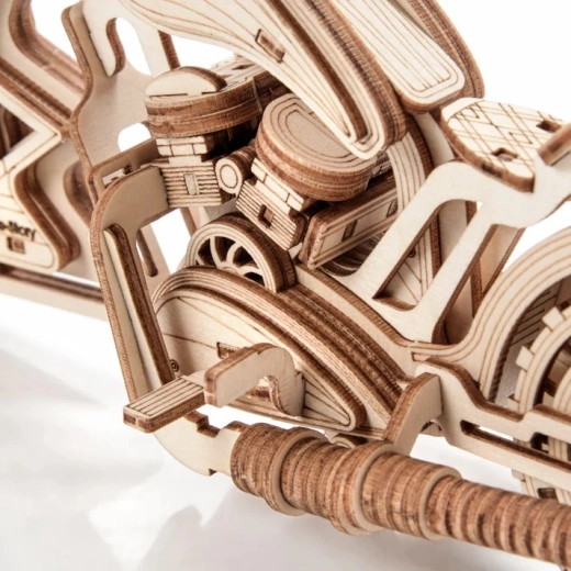 Precisely cut pieces without glue