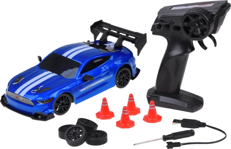 Rich accessories for building your own track