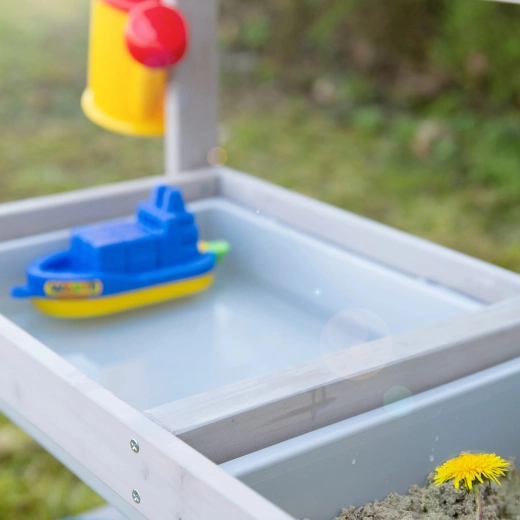 Versatile children’s table