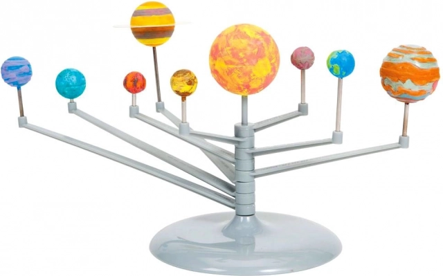 Learning about space through play