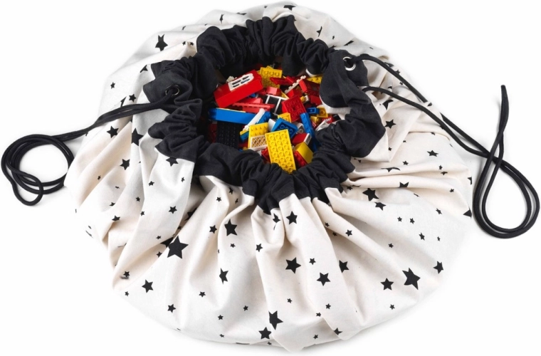 Tidy up in seconds thanks to drawstrings