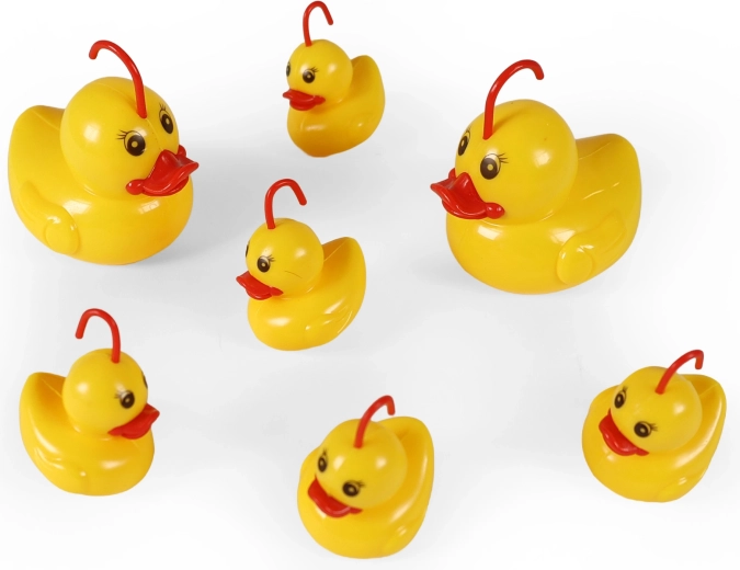 Seven ducklings with loops
