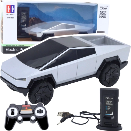 RC pikaps ar LED lukturiem – futūristisks sudraba modelis
