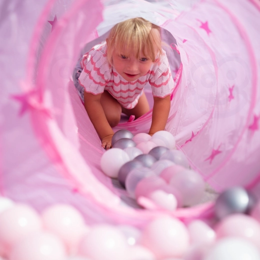 Gars savienojošs tunelis aktīvai kustībai