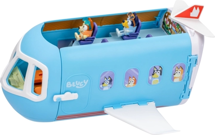 Airplane, resort and boat in one toy