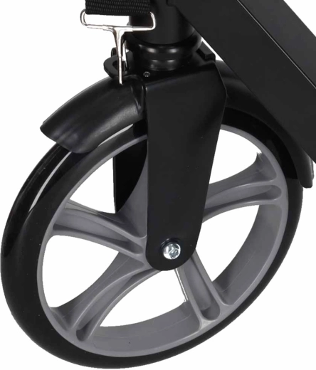 Large 200 mm wheels for a smooth ride
