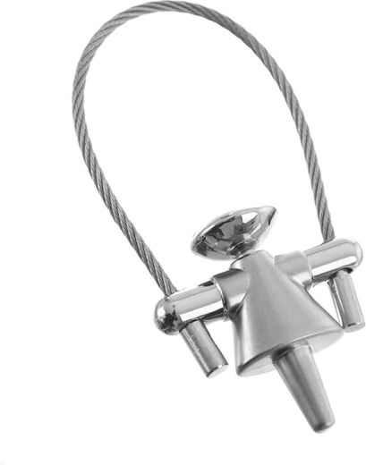 Metāla atslēgu piekariņš ar trosīti – lellīte, 8 cm