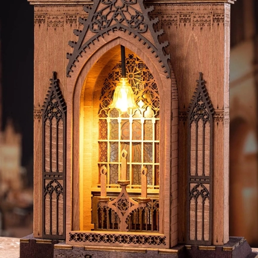 LED backlighting for a lantern-like atmosphere