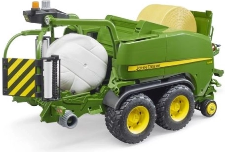 Bruder John Deere C441R apaļo ķīpu prese, 1:16