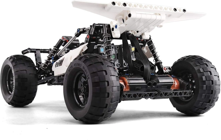 4x4 drive and suspension for true off-road performance