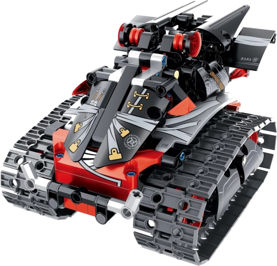 3-in-1: trīs modeļi no vienas komplekta