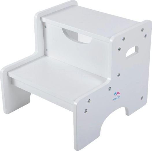 Practical handle and versatile design
