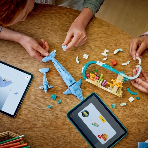 Smart building with the LEGO Builder app