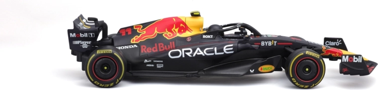 Reālistisks licencēts RB19 izskats