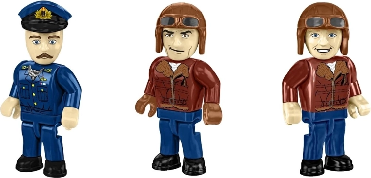 3 crew figures for an authentic scene