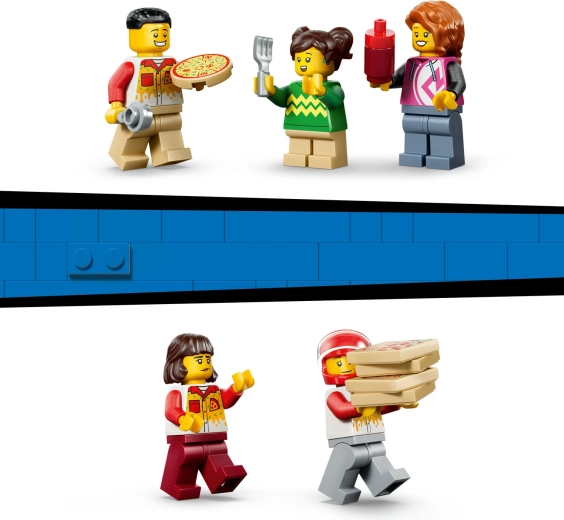 5 minifigūriņas un daudz piederumu lomu spēlēm