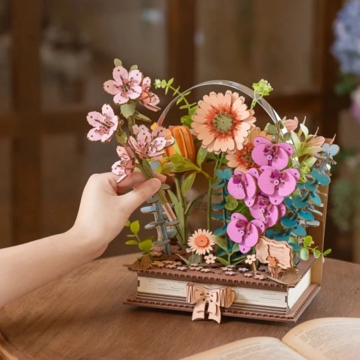 Arrangement according to your imagination