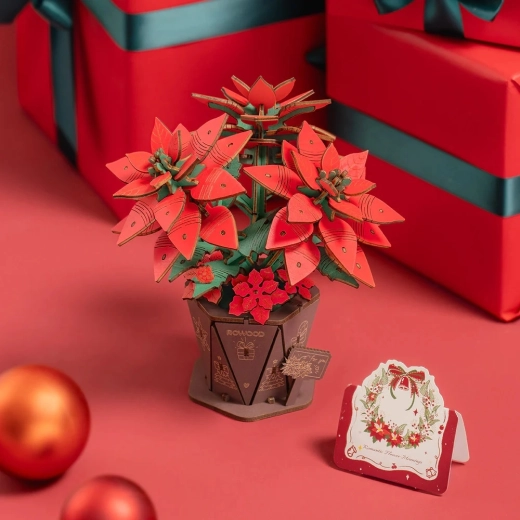 Festive decoration made from wooden pieces