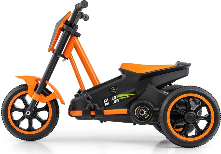 Stabila trīsriteņu konstrukcija ar motocikla izskatu