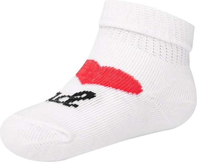 Kvalitatīvs materiāls maigai ādai