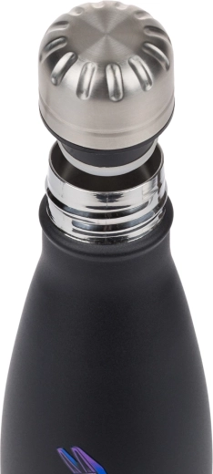 Stylish Fortnite design and practical 500 ml capacity