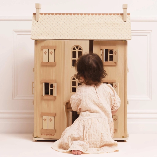 Opening windows, shutters, and doors for realistic play