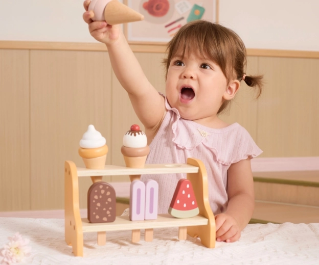 Small ice cream stand for role play