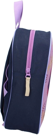 Compact shape and zip closure
