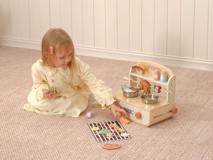 Rich selection of accessories in the set