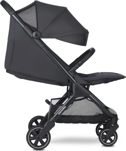 XL canopy, ventilation, and sustainable fabrics