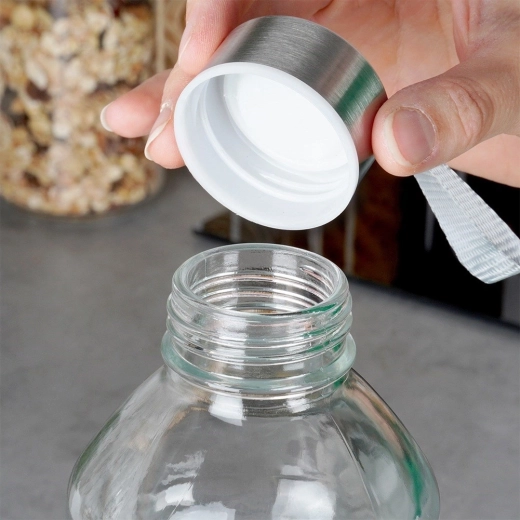 Uzticami blīvējošs metāla vāciņš