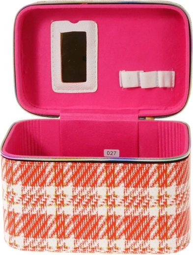 Built-in mirror inside