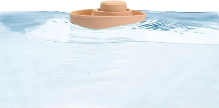 A boat that turns into a submarine