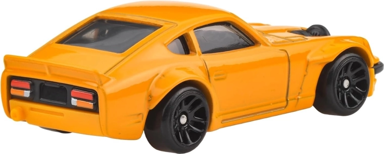 Vienmērīga gaitas ripošana uz četriem riteņiem