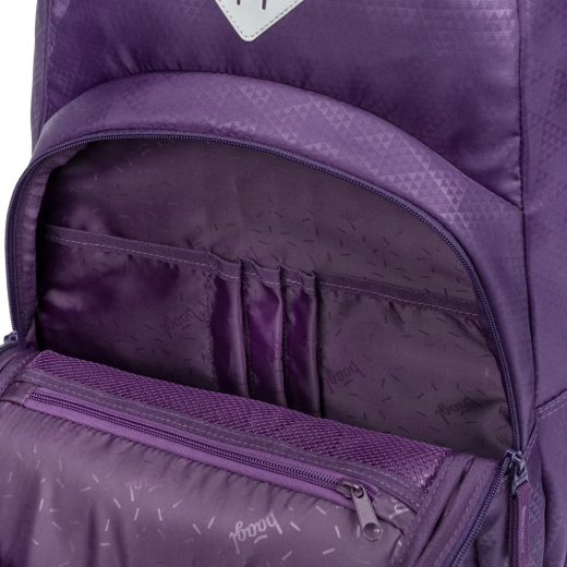 Smart organization and 3 spacious compartments