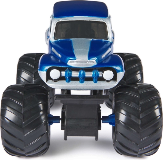 Mērogs 1:24 kolekcionāriem un spēlei