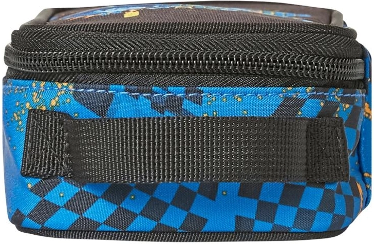 Secure fastening and easy carrying