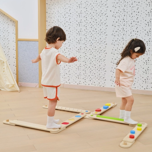 Modulāra sistēma bezgalīgām trasēm