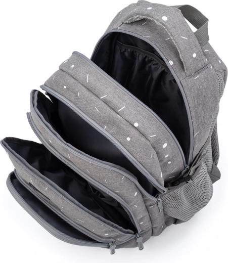 Droša 15" klēpjdatora novietošana